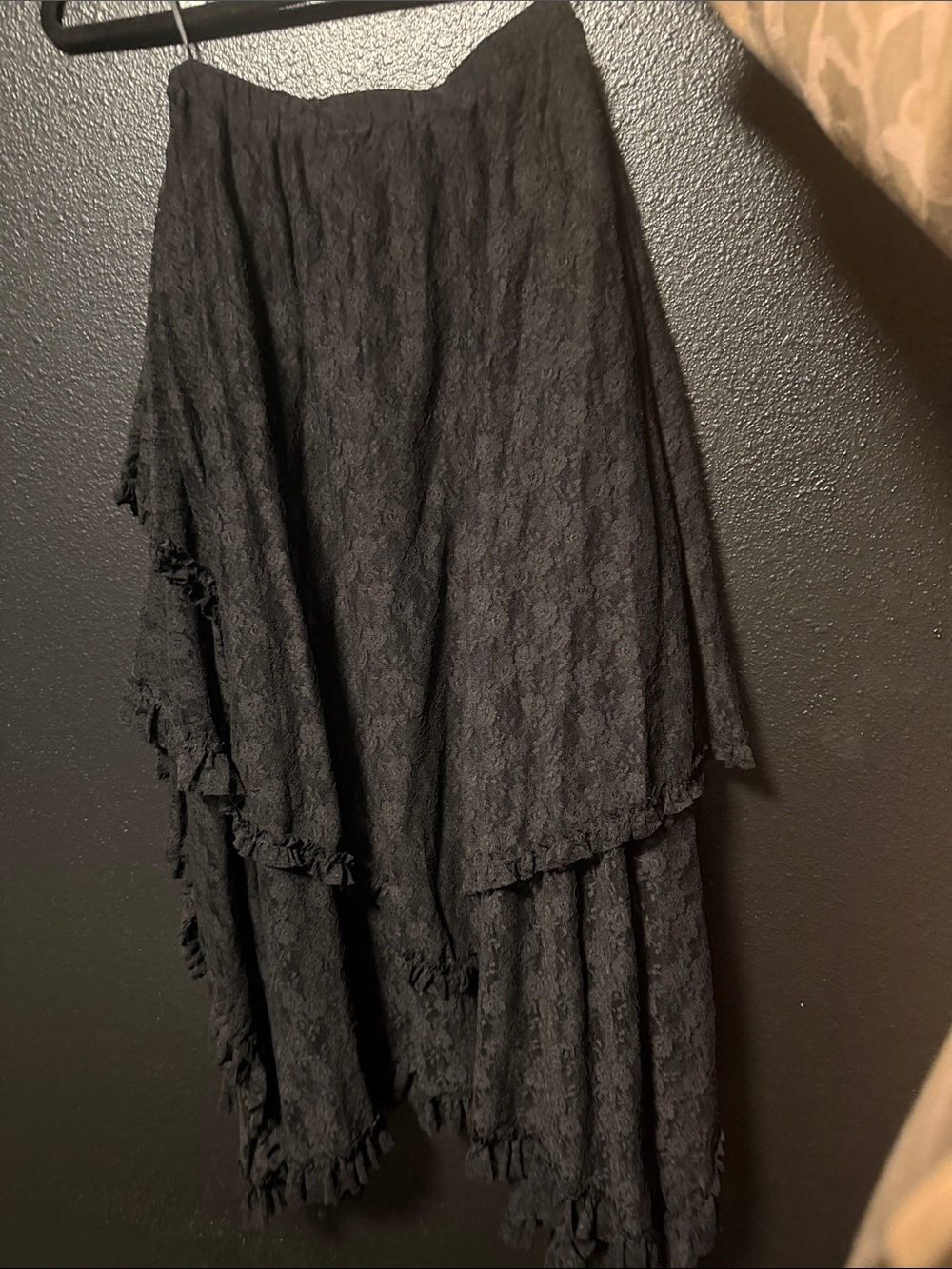 Bluivy Black Lace High-Low Ruffled Skirt